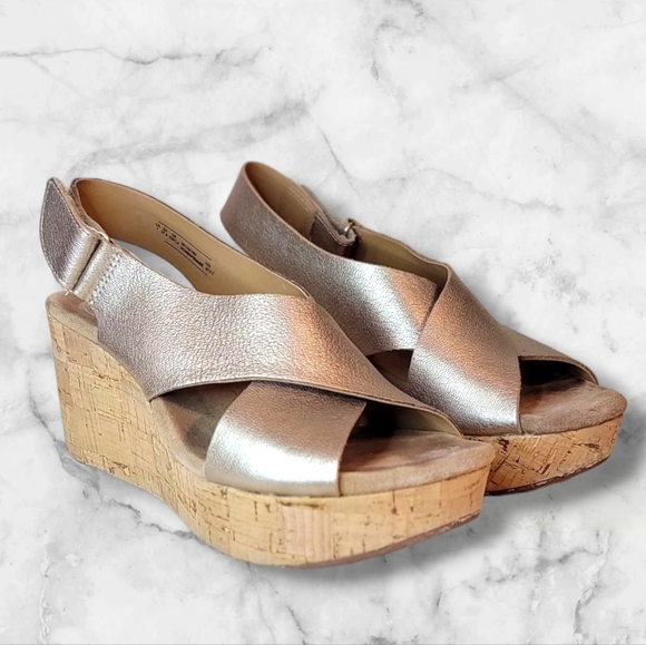 Clarks Artisan Womens Wedge - Picture 13 of 13